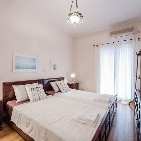 אתונה Retro Apartment At Trendy Exarcheia מראה חיצוני תמונה