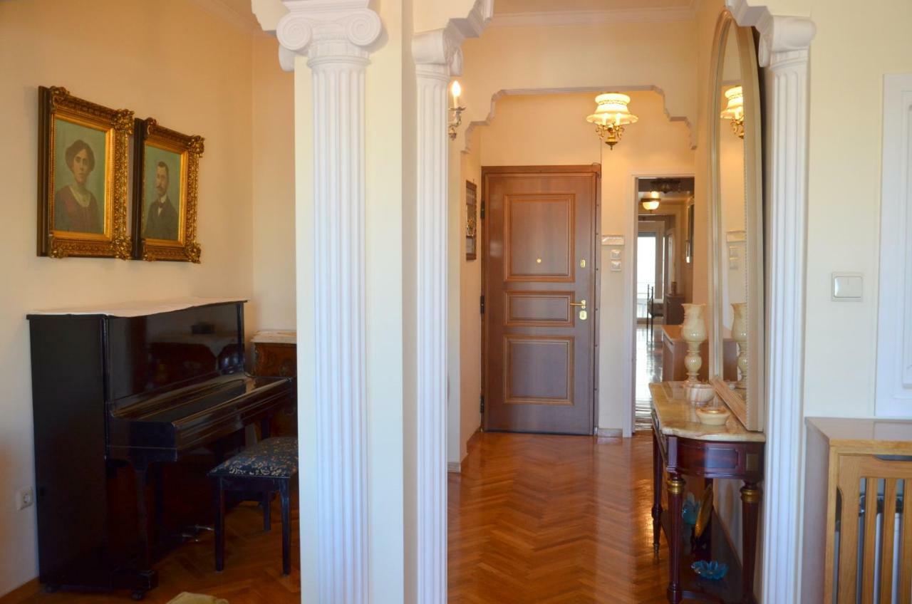 אתונה Retro Apartment At Trendy Exarcheia מראה חיצוני תמונה