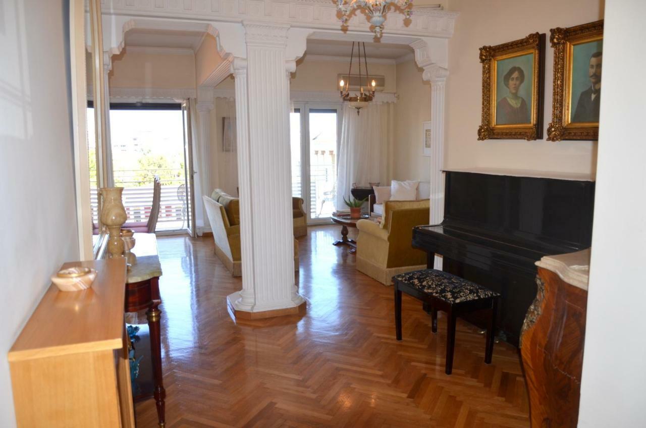 אתונה Retro Apartment At Trendy Exarcheia מראה חיצוני תמונה